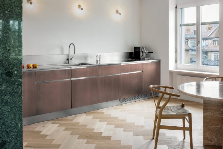 abimis-copper-infused-finish-luksuzne-kuhinje-italijanski-dizajn-eurocucina-2026-3