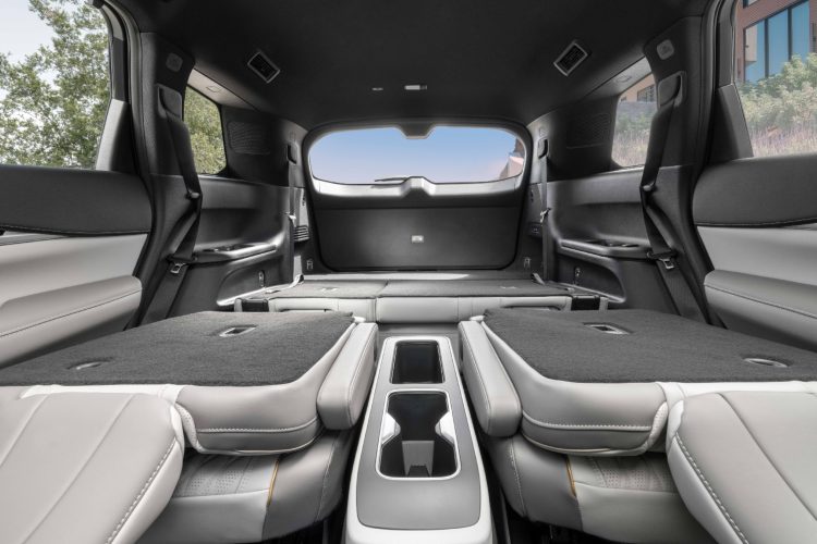 infiniti-qx60-2027-luksuzni-suv-sport-autograph-japanski-automobil-26