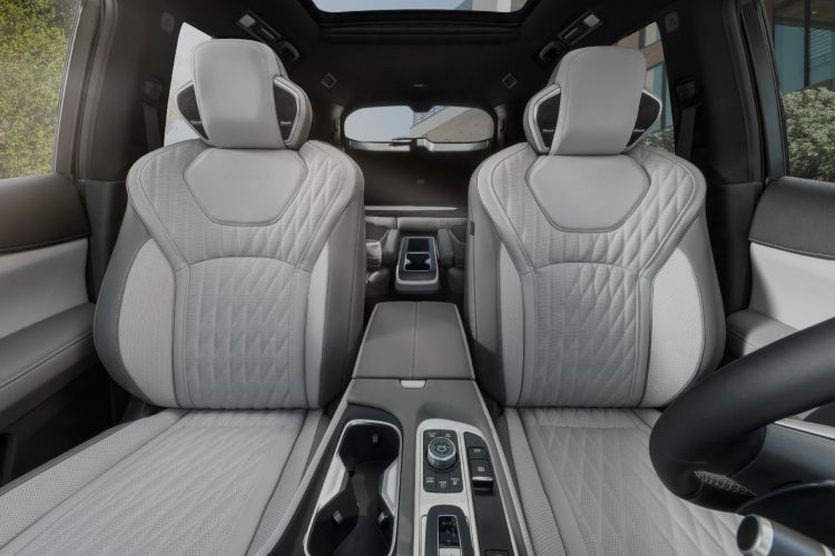 infiniti-qx60-2027-luksuzni-suv-sport-autograph-japanski-automobil-34