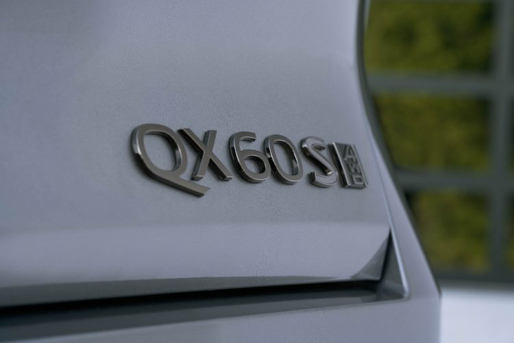 infiniti-qx60-2027-luksuzni-suv-sport-autograph-japanski-automobil-38