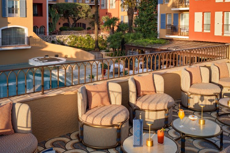ethimo-hotel-byblos-sky-bar-sen-trope-luksuzni-outdoor-dizajn-1