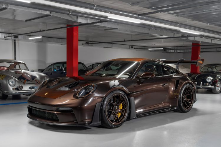 porsche-911-gt3-rs-sonderwunsch-macadamia-metallic-luksuzni-automobil-2