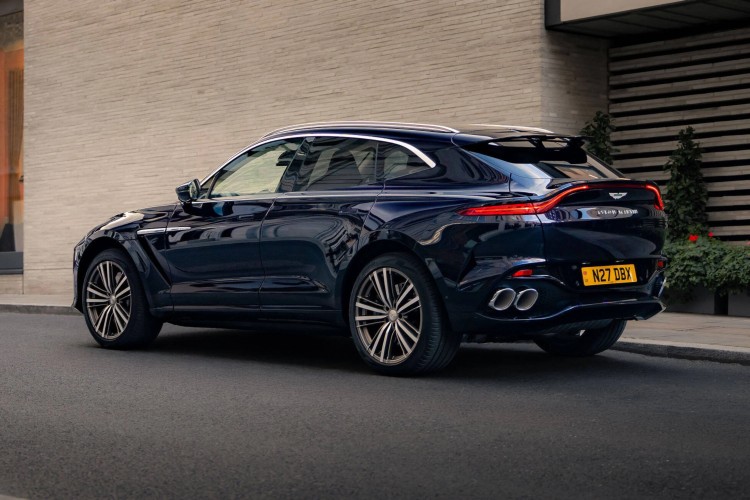 aston-martin-dbx-gt-luksuzni-suv-2026-9
