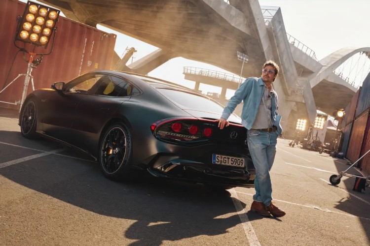 brad-pitt-mercedes-amg-gt-4-door-coupe-1169-ks-8