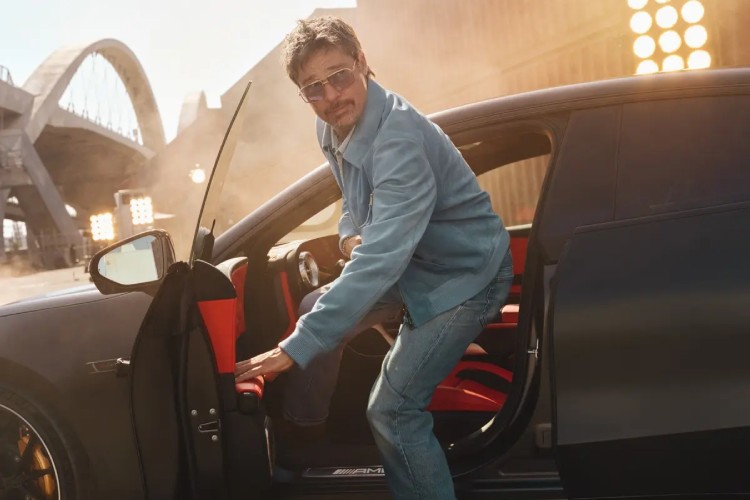 brad-pitt-mercedes-amg-gt-4-door-coupe-1169-ks-1