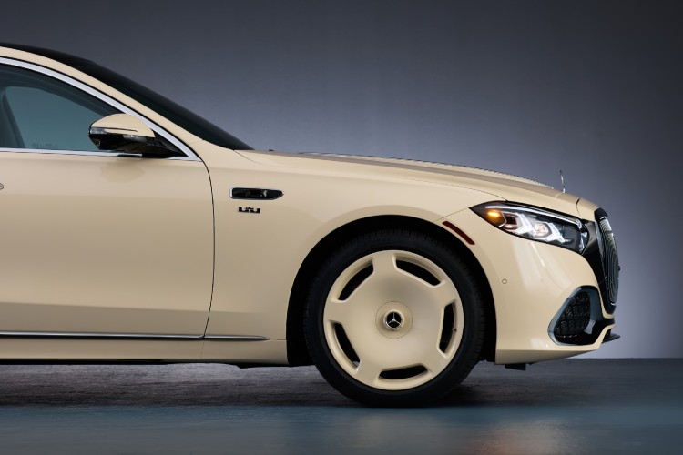 lebron-james-mercedes-maybach-s680-humanitarna-aukcija-4