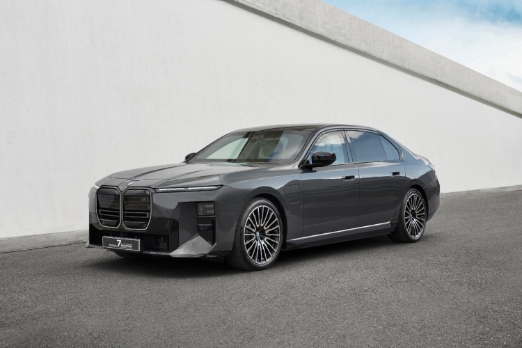 bmw-concept-7-protection-2026-blindirana-luksuzna-limuzina-serija-7-10