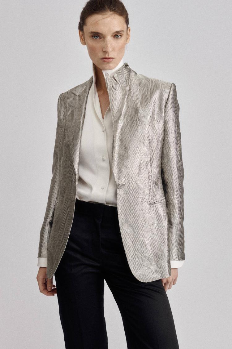brioni-la-donna-atelier-prolece-leto-2027-rimska-elegancija-zenska-modna-kolekcija-13