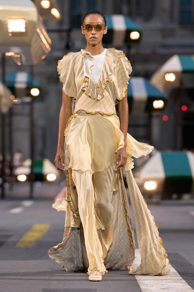 louis-vuitton-prolece-leto-2027-ergonomie-nikolas-geskijer-zenska-modna-kolekcija-28