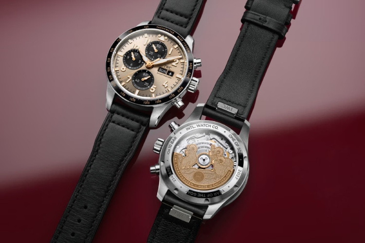 iwc-pilots-watch-performance-chronograph-41-year-of-the-goat-2027-luksuzni-sat-zlatni-brojcanik-3