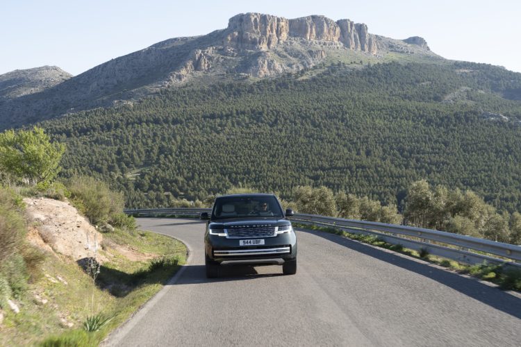 range-rover-electric-2026-elektricni-luksuzni-suv-automobili-30
