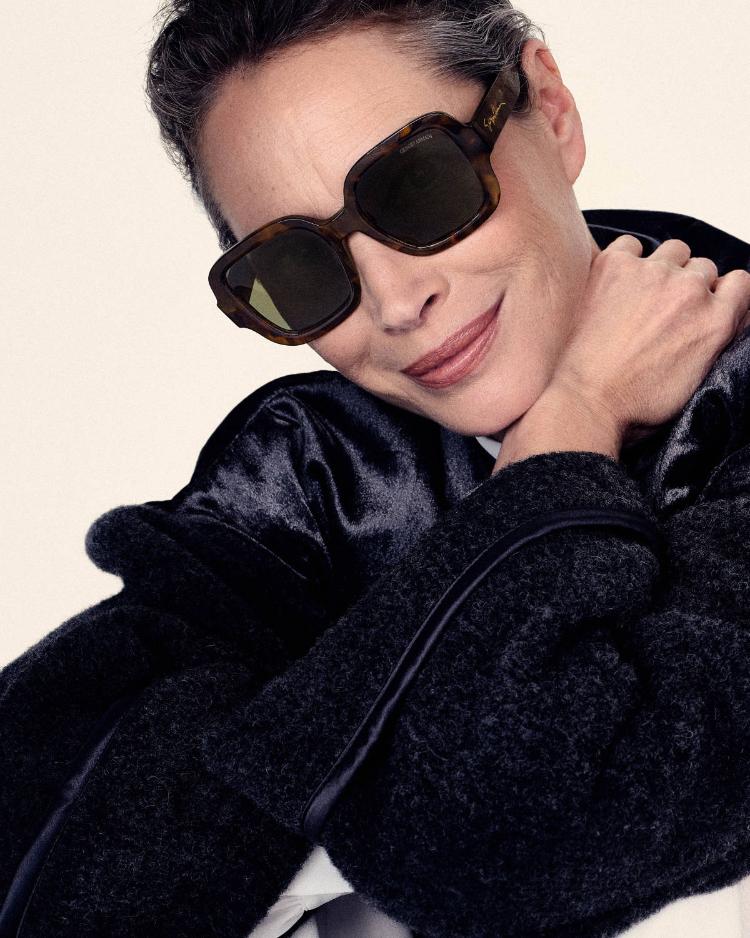 giorgio-armani-jesen-zima-2026-giorgio-armani-fall-winter-2026-2027-kristi-tarlington-christy-turlington-armani-silvana-armani-leo-delorko-giorgio-armani-nova-kolekcija-armani-kam-1