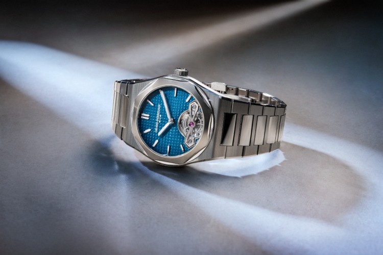 girard-perregaux-laureato-fifty-tourbillon-39mm