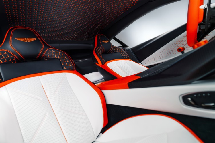 aston-martin-valen-v12-850ks-supercar-12