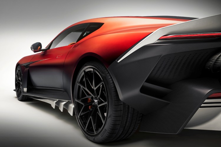aston-martin-valen-v12-850ks-supercar-22