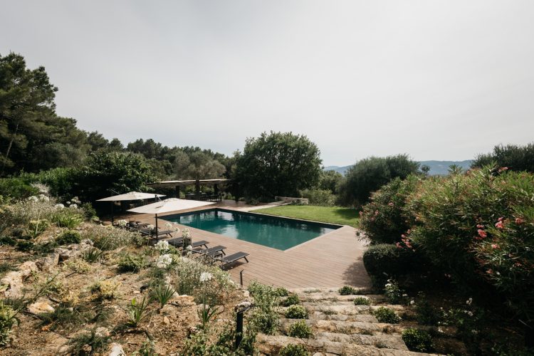 villa-elaia-cannes-francuska-marcoux-mathern-associes-luksuzna-mediteranska-vila-arhitektura-enterij-5