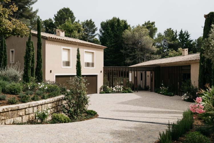 villa-elaia-cannes-francuska-marcoux-mathern-associes-luksuzna-mediteranska-vila-arhitektura-enterij-8