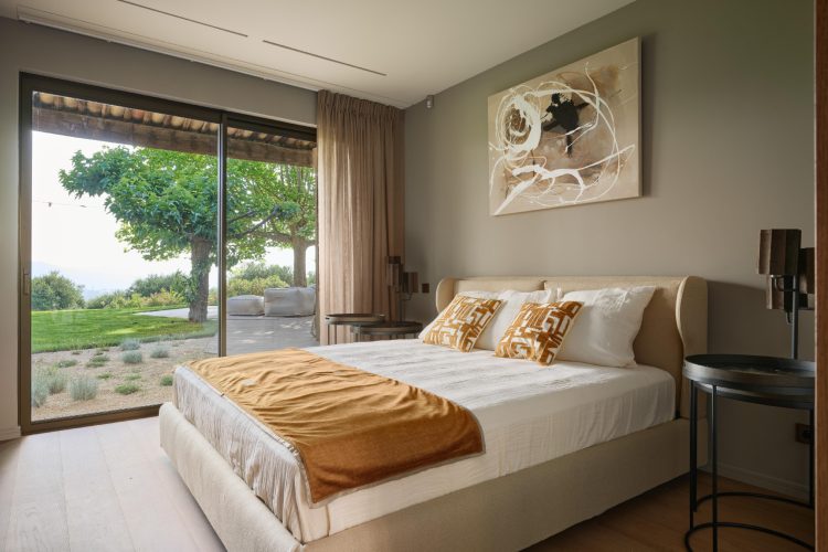 villa-elaia-cannes-francuska-marcoux-mathern-associes-luksuzna-mediteranska-vila-arhitektura-enterij-28