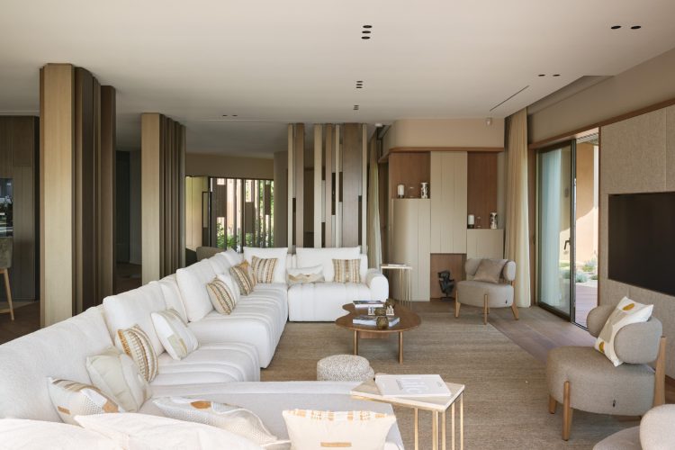 villa-elaia-cannes-francuska-marcoux-mathern-associes-luksuzna-mediteranska-vila-arhitektura-enterij-39