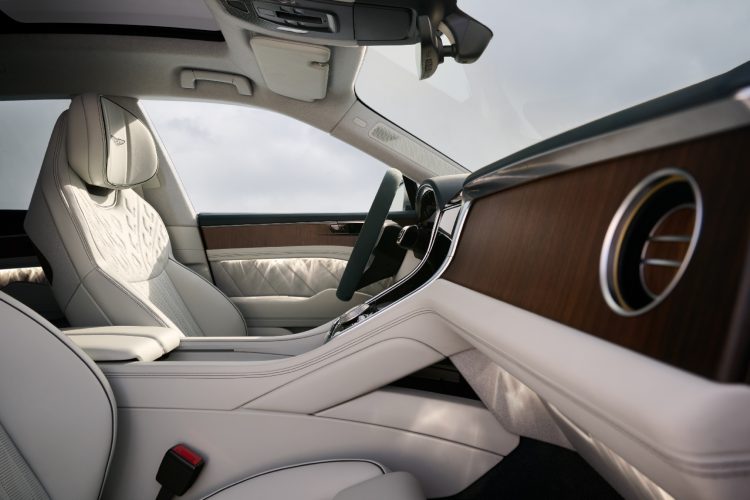 bentley-torcal-s-prvi-elektricni-bentley-luksuzni-suv-2026-3