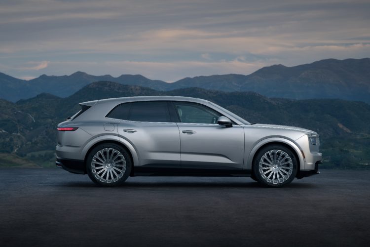 bentley-torcal-s-prvi-elektricni-bentley-luksuzni-suv-2026-6