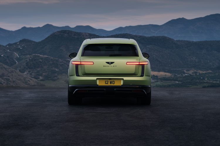 bentley-torcal-s-prvi-elektricni-bentley-luksuzni-suv-2026-20