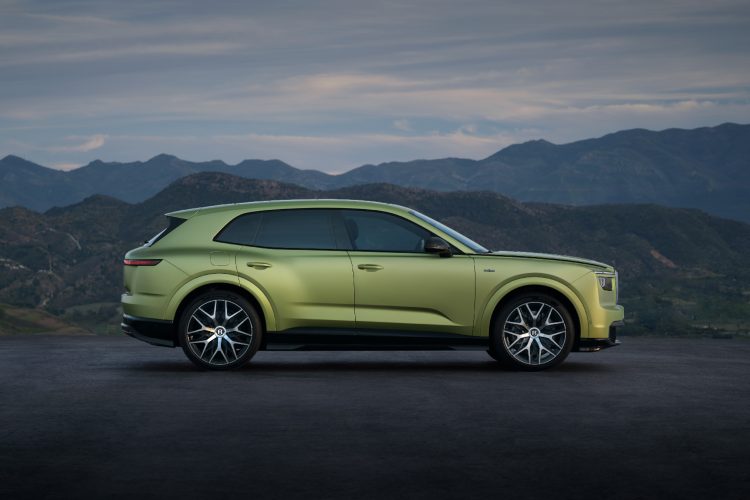 bentley-torcal-s-prvi-elektricni-bentley-luksuzni-suv-2026-22