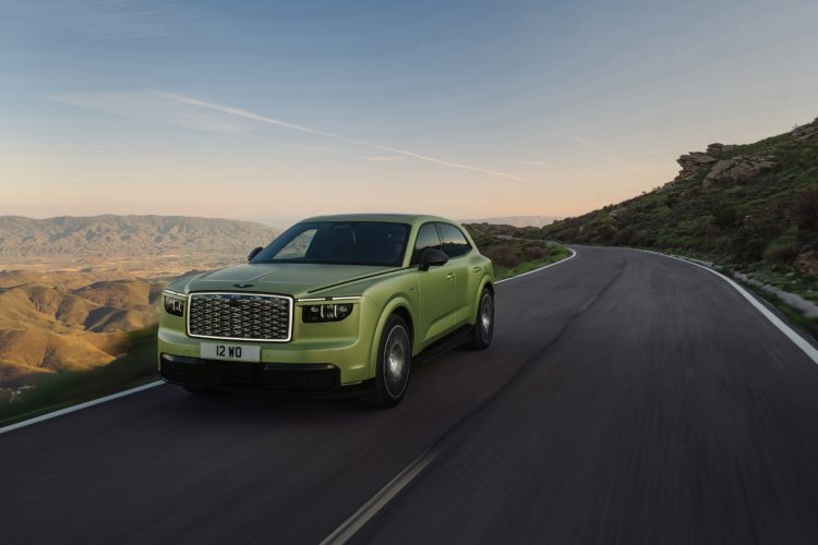 bentley-torcal-s-prvi-elektricni-bentley-luksuzni-suv-2026-26