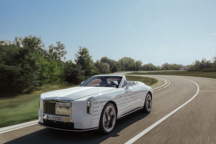 rolls-royce-project-nightingale-elektricni-kabriolet-coachbuild-2028-2