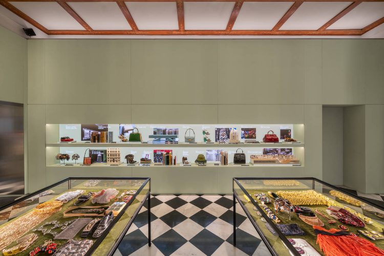 prada-galleria-milano-galleria-vittorio-emanuele-ii-pradasphere-2026-1