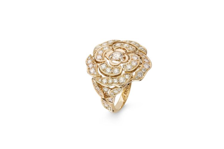 chanel-camellia-2026-fine-jewelry-kamelija-dijamanti-ruzicasto-zlato-6
