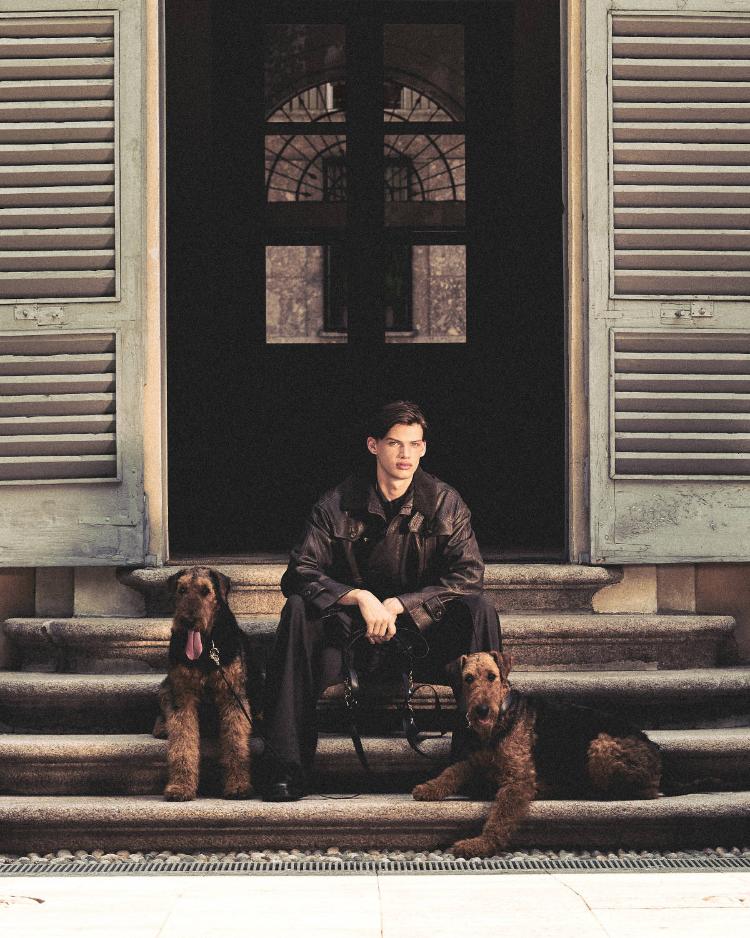 giorgio-armani-poldo-dog-couture-kolekcija-za-pse-jesen-2026-12