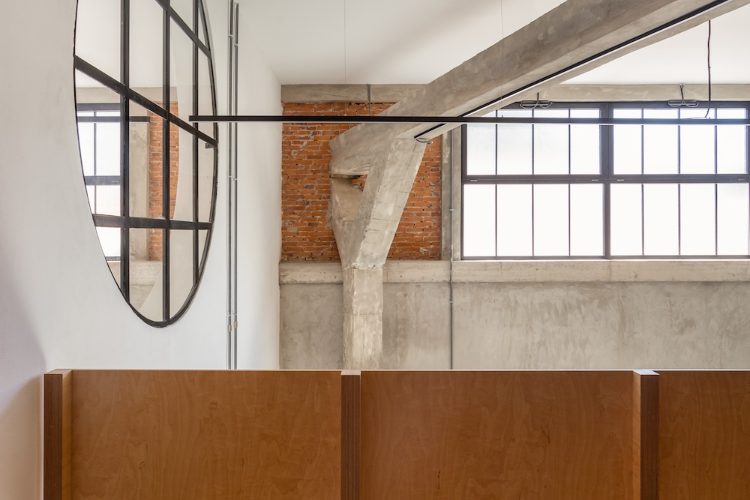 antrax-it-tubone-pts-a-brutalisticka-kuca-versilija-italija-2026-13