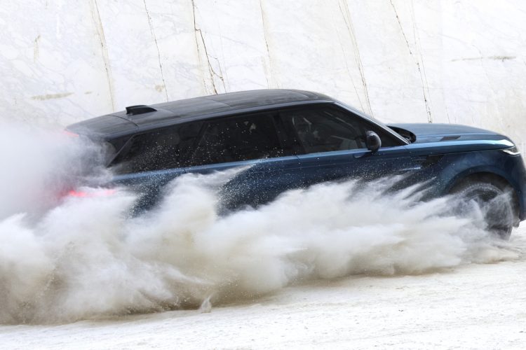 range-rover-sport-electric-2027-elektricni-luksuzni-suv-16