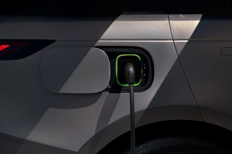 range-rover-sport-electric-2027-elektricni-luksuzni-suv-27