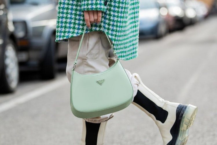 Bright bags:  modeli koje ćemo zadržati bez obzira na zimsku sezonu