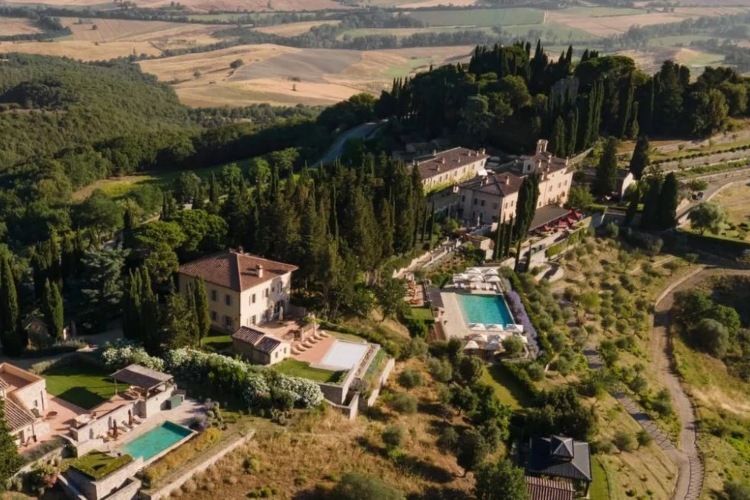 Slikoviti italijanski hotel gde jedno noćenje košta 2.000 dolara proglašen je najboljim na svetu