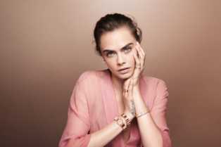 Kara Delevinj je zvezda Gem Dior Jewelry kampanje 2022