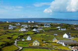 Sada možete živeti na irskom ostrvu godinu dana besplatno!