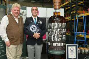 Sada možete kupiti najveću flašu Macallan viskija na svetu