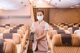 Emirates je sada jedina aviokompanija kojoj je dozvoljeno da služi Dom Perignon i druge šampanjce