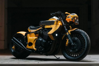 RH Customs Bumblebee Honda X4 motocikl