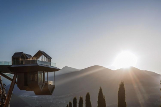 "Naopaki" spa centar u Italiji sa panoramskim pogledom
