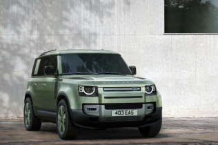 Land Rover predstavlja svoj novi Defender Limited Edition model
