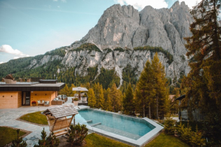 Kolfuschgerhof mountain resort – mesto gde se rustični šarm susreće sa alpskom elegancijom
