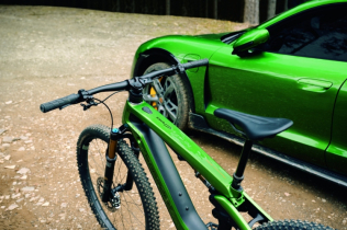 Sportski automobil na dva točka: Porsche predstavlja dva nova vrhunska električna bicikla