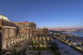 Kultni hotel Emirates Palace u Abu Dabiju lansira veganske sobe