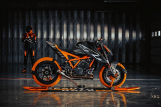 KTM 1290 SUPER DUKE RR je ekstreman koliko i ekskluzivan