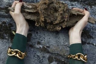 Saint Laurent lansira svoju prvu kolekciju finog nakita