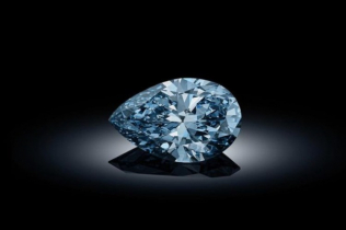 Ultra-retki dijamant Bulgari Laguna Blu prodat na aukciji za 25 miliona dolara